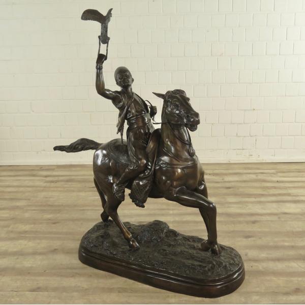 Statuette of the mounted Arab falconer