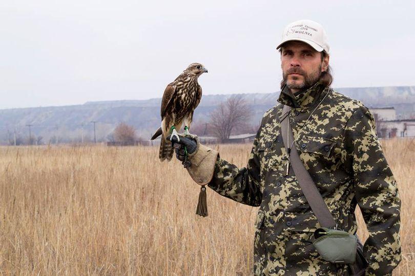Ukrainian falconer Rostislav Sorish